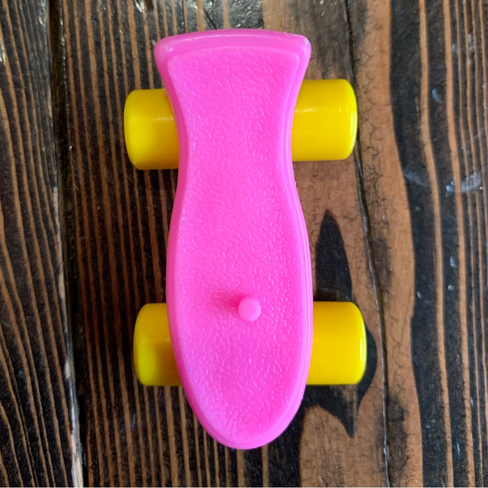 McDonalds toy • 1988 • pink skateboard - Picture 4 of 4